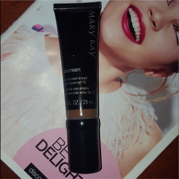 Mary Kay CC Cream - Picture 2 of 6